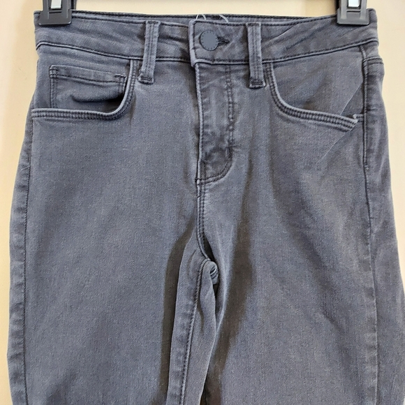 L'Agence Margot High-rise Skinny Ankle Jeans With Holes In Coal Destruct - Picture 4 of 10